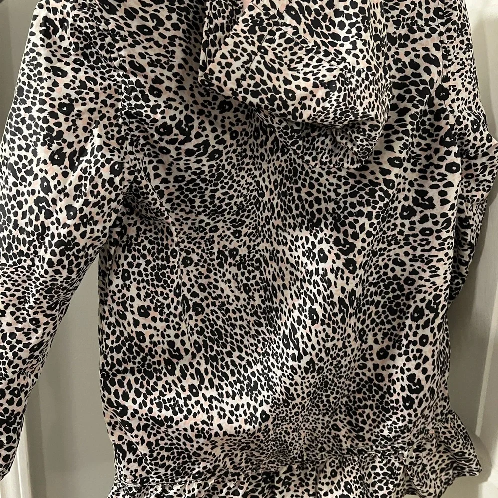 BCBGirls chic leopard